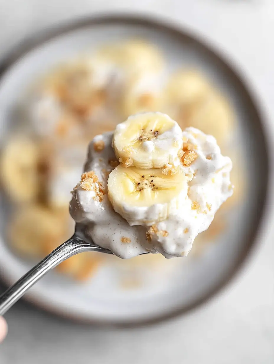 Vegan Banana Pudding Easy To Make 2 close-up-spoon-of-banana-pudding
