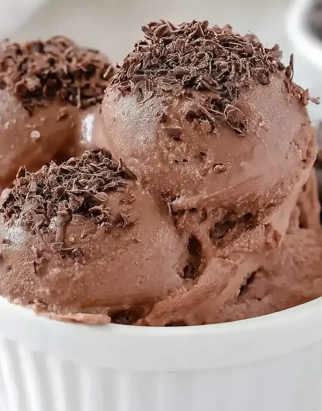 chocolate-cottage-cheese-ice-cream-recipe-featured