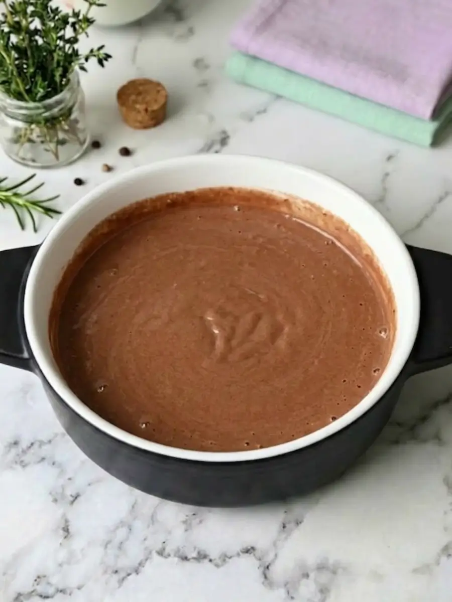 Chocolate Yogurt Cheesecake (video) 1 Chocolate-Yogurt-Cheesecake-Batter