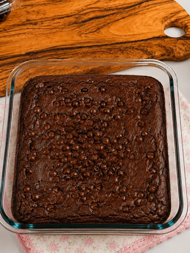 protein-chocolate-lava-brownie-featured