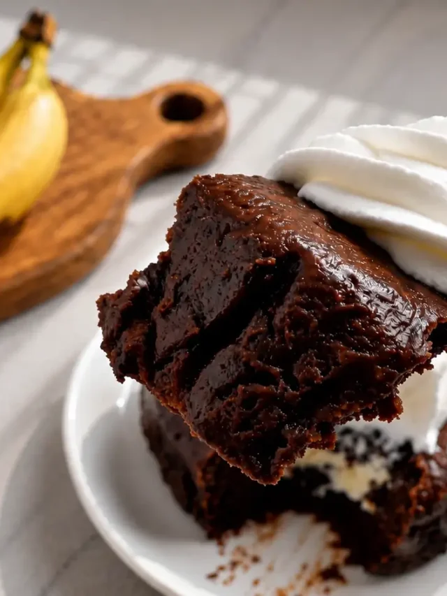 high-protein-chocolate-cheesecake