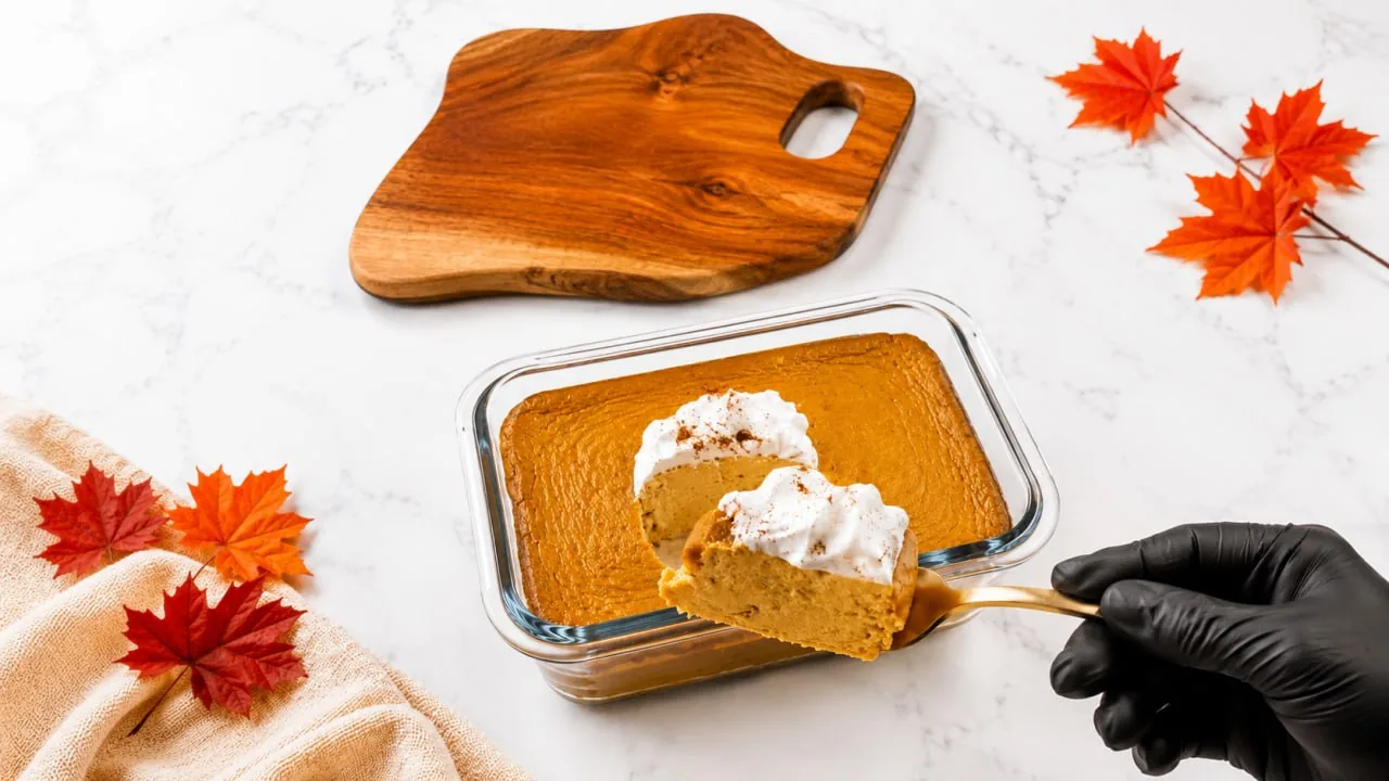 Easy Homemade Recipes 7 pumpkin-pie-cheesecake-slice-lifted-on-a-gold-spoon